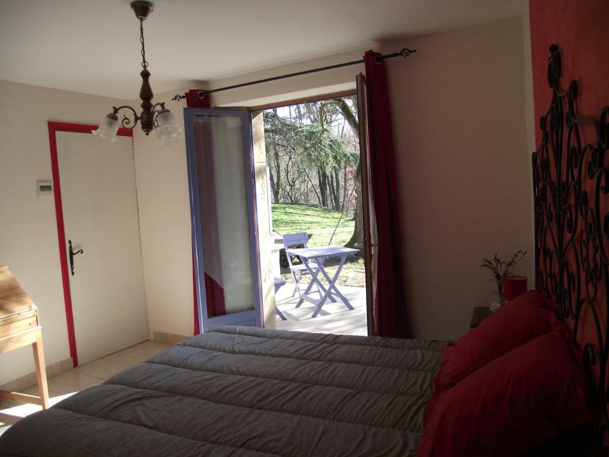 Domaine Des Cigales, Chambre D'Hotes Saint-Martin-d'Aout エクステリア 写真